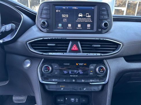 Used 2020 Hyundai Santa Fe SEL w/ Convenience + Premium Package image 18