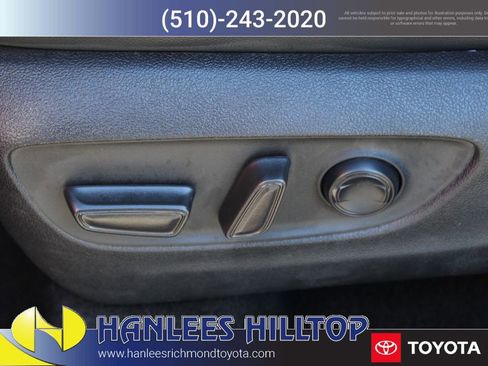Used 2023 Toyota Highlander XLE image 13