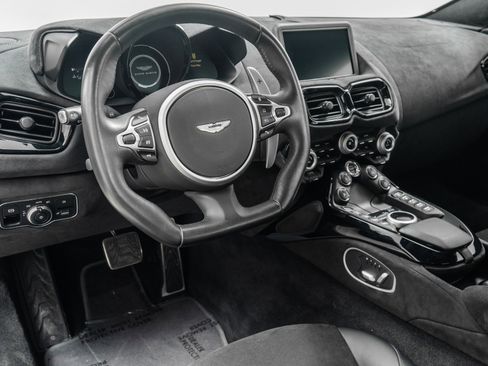 Used 2020 Aston Martin V8 Vantage Coupe RWD image 13
