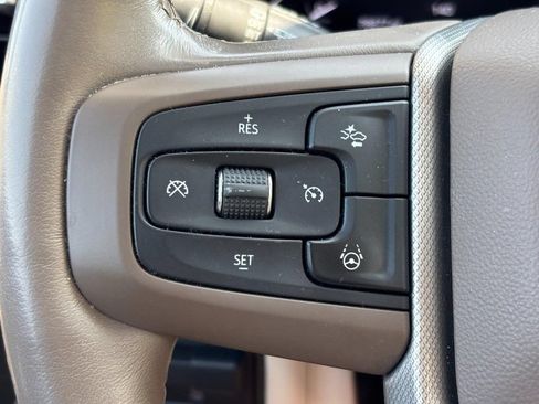 Used 2024 GMC Yukon XL Denali w/ Denali Reserve Package AWD/4WD image 19
