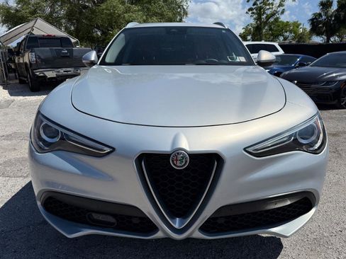 Used 2020 Alfa Romeo Stelvio Ti image 2