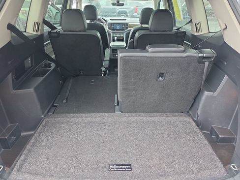 Used 2022 Volkswagen Atlas SE image 16