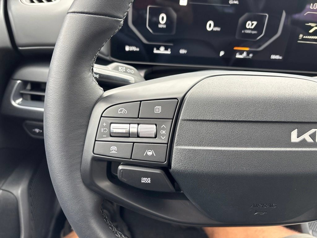 Certified 2025 Kia K4 GT-Line Turbo FWD image 25