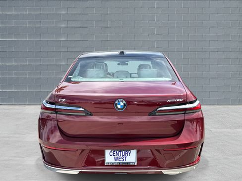 Certified 2023 BMW i7 xDrive60 image 4