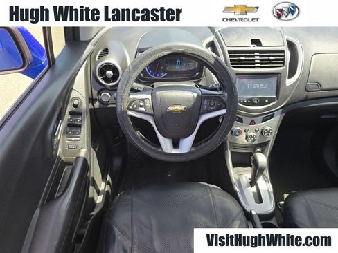 Used 2015 Chevrolet Trax LT w/ LT Sun and Sound Package AWD/4WD image 26