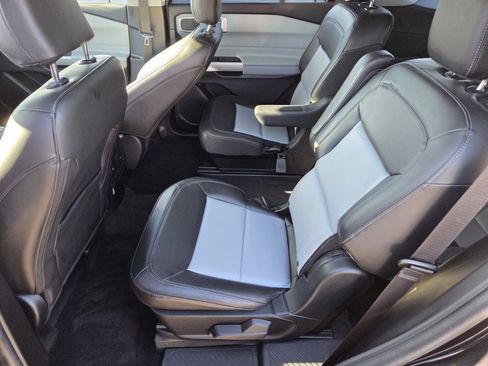 Certified 2022 Ford Explorer XLT w/ Equipment Group 202A image 11