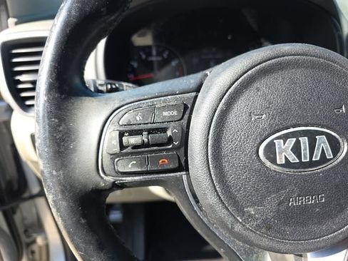 Used 2017 Kia Sportage EX w/ EX Premium Package FWD image 15
