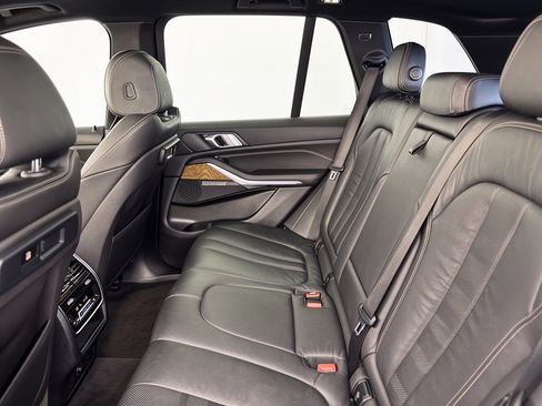 Used 2019 BMW X5 xDrive40i w/ Premium Package AWD/4WD image 25