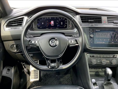 Used 2020 Volkswagen Tiguan SEL Premium R-Line image 8