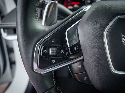 Used 2024 Chevrolet Corvette Z06 RWD image 40