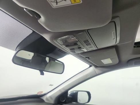 Used 2018 Honda CR-V EX image 10