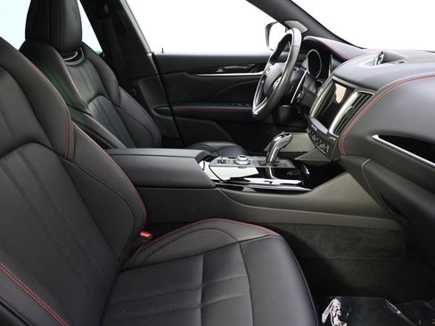 Used 2019 Maserati Levante GranSport AWD/4WD image 15