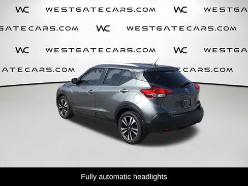 Used 2018 Nissan Kicks SV image 7