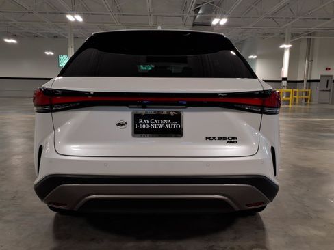 New 2026 Lexus RX 350h AWD/4WD image 14
