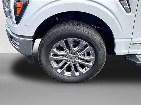 Used 2024 Ford F150 Lariat AWD/4WD image 3