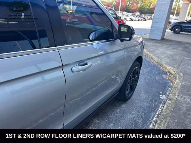 Used 2024 Ford Expedition Max Limited AWD/4WD image 8