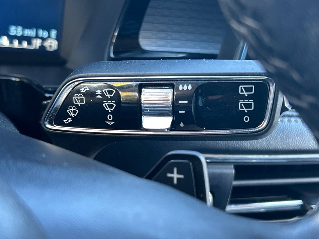 Used 2023 Lincoln Corsair AWD image 28