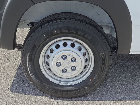 New 2026 RAM ProMaster 2500 w/ Convenience Group FWD image 7
