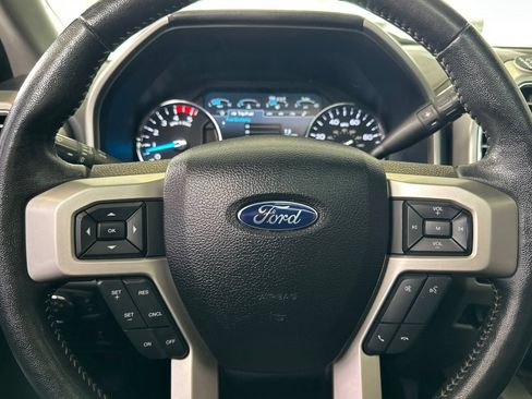 Used 2017 Ford F250 Lariat w/ Lariat Ultimate Package AWD/4WD image 22