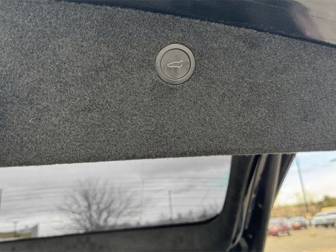 Used 2023 Tesla Model X image 11