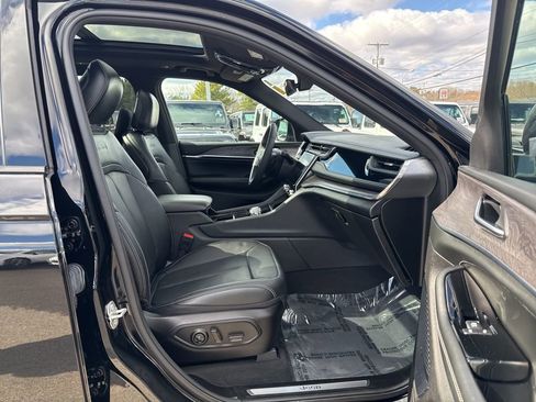 Certified 2023 Jeep Grand Cherokee L Overland w/ Rear Seat Video Group I image 35