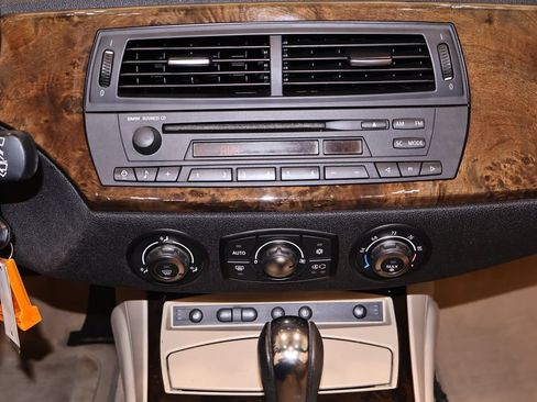 Used 2007 BMW Z4 3.0i RWD image 22