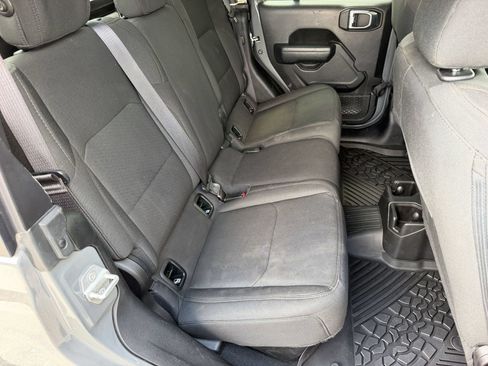 Used 2023 Jeep Gladiator Sport AWD/4WD image 32