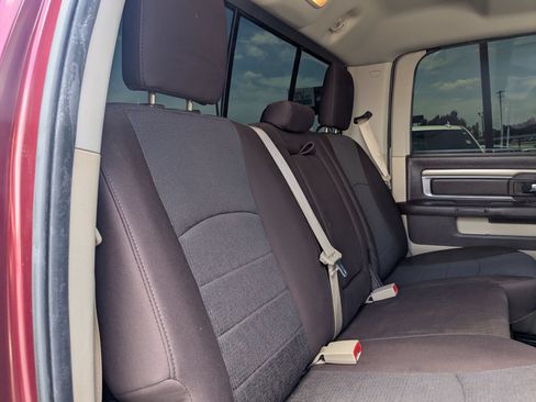 Used 2019 RAM 1500 Lone Star AWD/4WD image 23