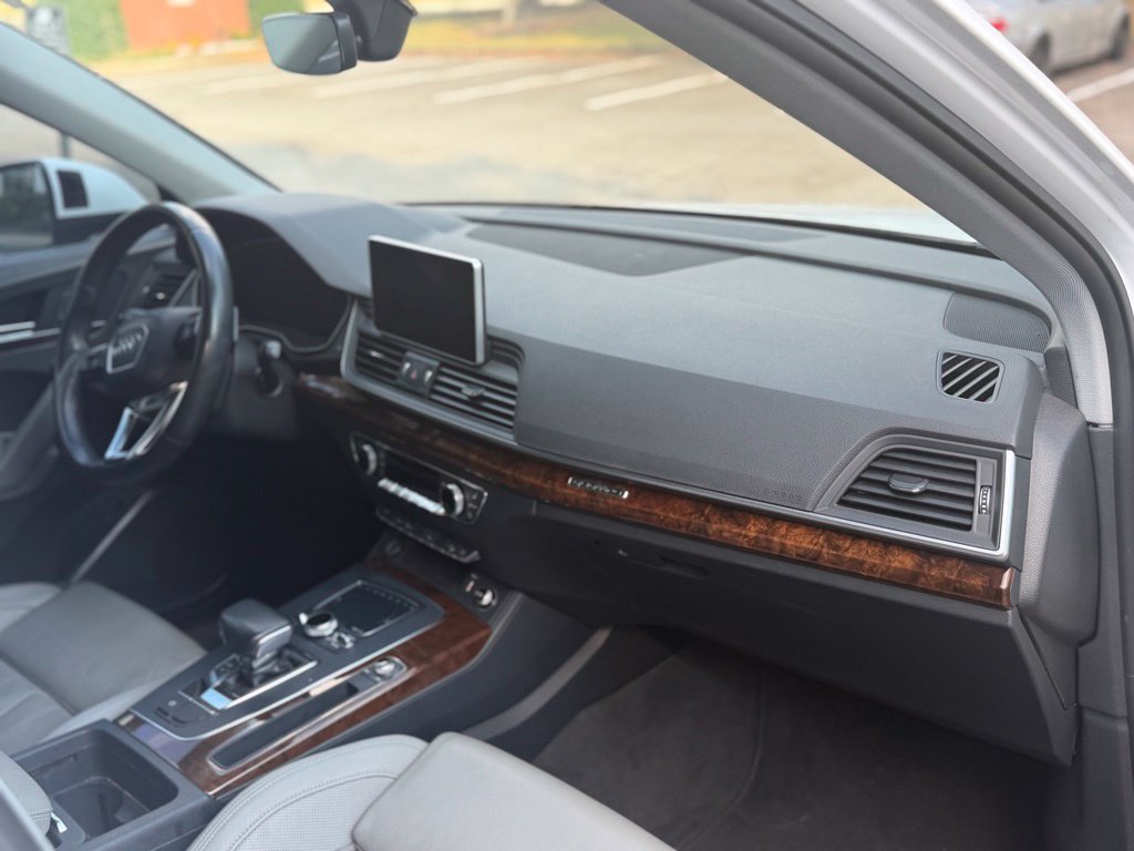 Used 2018 Audi Q5 2.0T Premium Plus AWD/4WD image 16