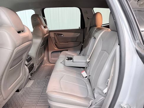 Used 2014 Chevrolet Traverse LT w/ All-Star Edition FWD image 27