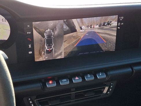 Used 2022 Porsche 911 Carrera 4 GTS image 18