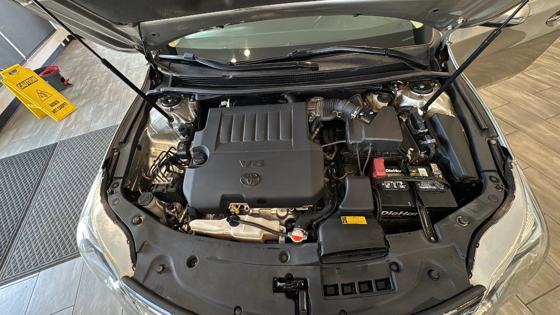 Used 2015 Toyota Avalon XLE FWD image 51