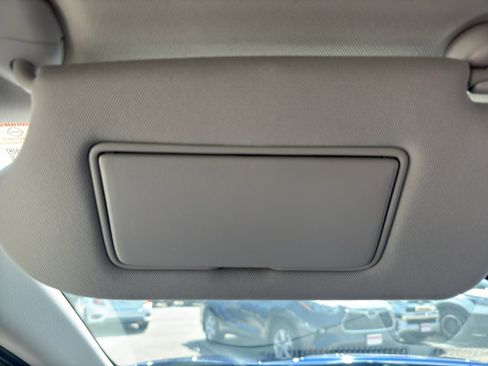 Used 2016 Nissan Maxima Platinum FWD image 23