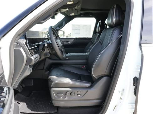 New 2026 INFINITI QX80 Autograph AWD/4WD image 17