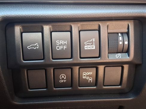 Certified 2024 Subaru Forester Premium AWD/4WD image 27
