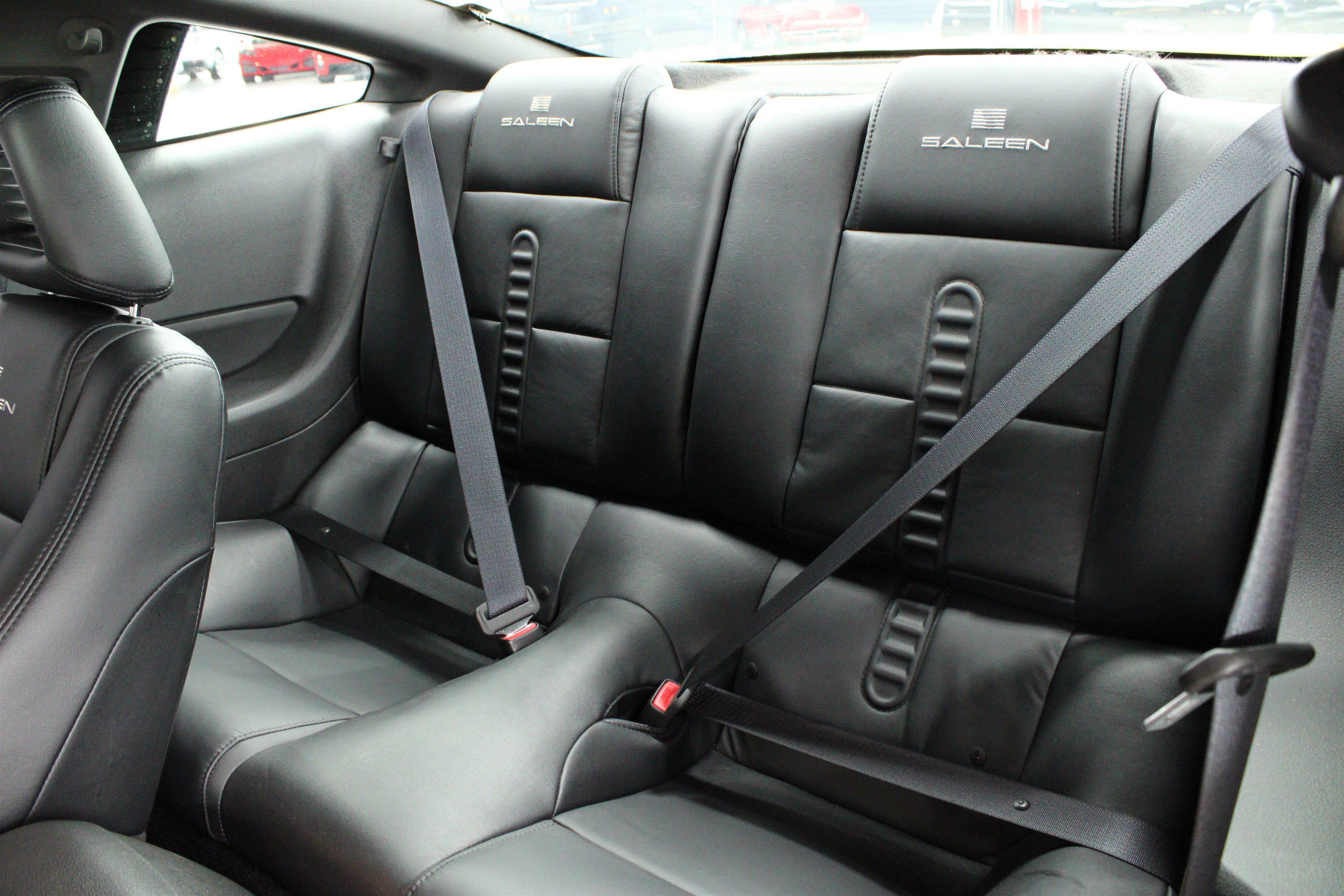 Used 2006 Ford Mustang GT RWD image 17