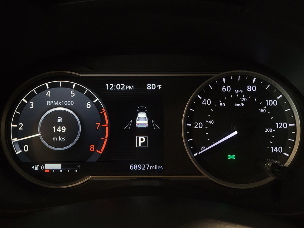 Used 2023 Nissan Versa SV FWD image 23