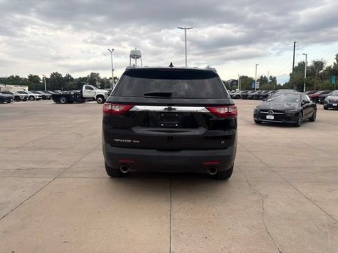 Used 2018 Chevrolet Traverse LT AWD/4WD image 6