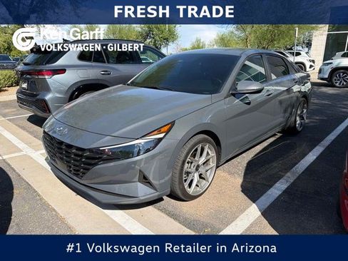 Used 2023 Hyundai Elantra SEL w/ Convenience Package FWD image 1