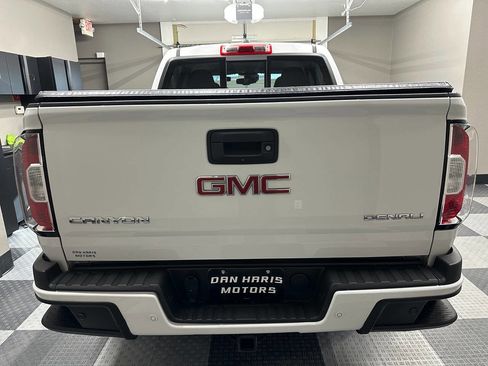 Used 2020 GMC Canyon Denali image 11