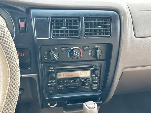 Used 2003 Toyota Tacoma PreRunner image 26