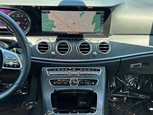 Used 2019 Mercedes-Benz E 300 image 15