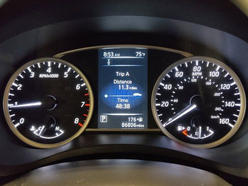 Used 2018 Nissan Sentra SV FWD image 23
