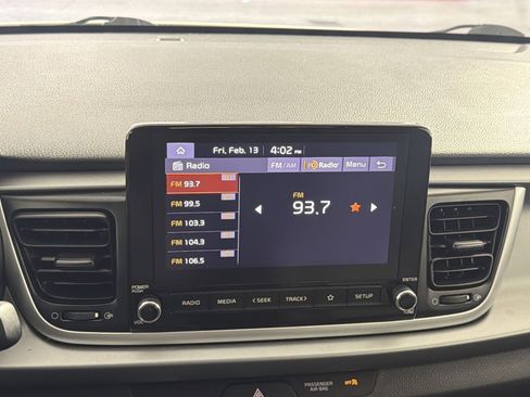 Used 2022 Kia Rio LX image 18