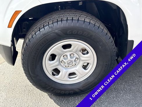 Certified 2023 Nissan Frontier S image 12