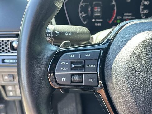 Used 2023 Honda Civic Sport image 29
