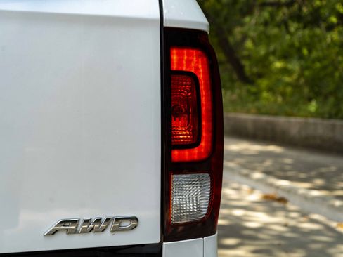 Used 2023 Honda Ridgeline Black Edition image 13