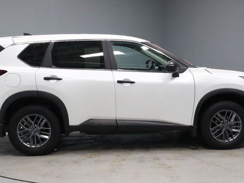 Certified 2024 Nissan Rogue S image 12