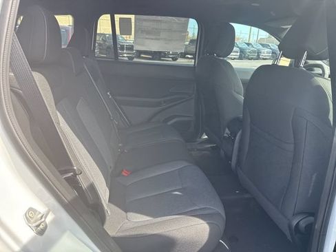 Used 2026 Jeep Cherokee Laredo AWD/4WD image 30