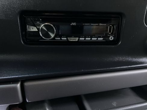 Used 1993 Ford E-250 and Econoline 250 Heavy-Duty Extended RWD image 22